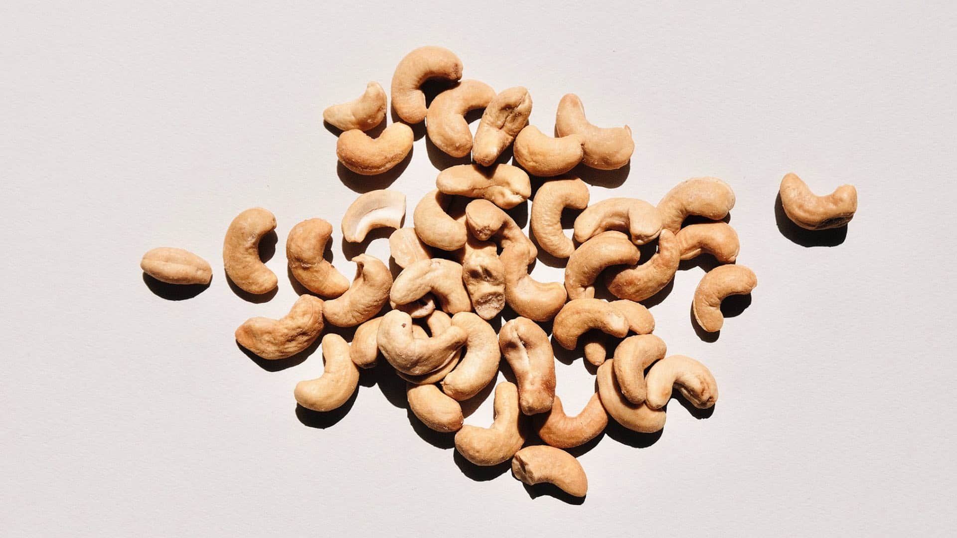 Manganese vs. Magnesium Key Differences (and Why They Matter